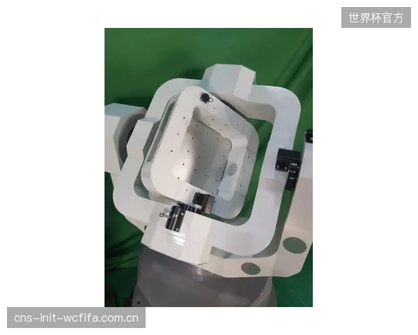 运动员滑行速度已突破50公里-小时，我们仍在用静态落锤试验去标定一个动态的防护未来